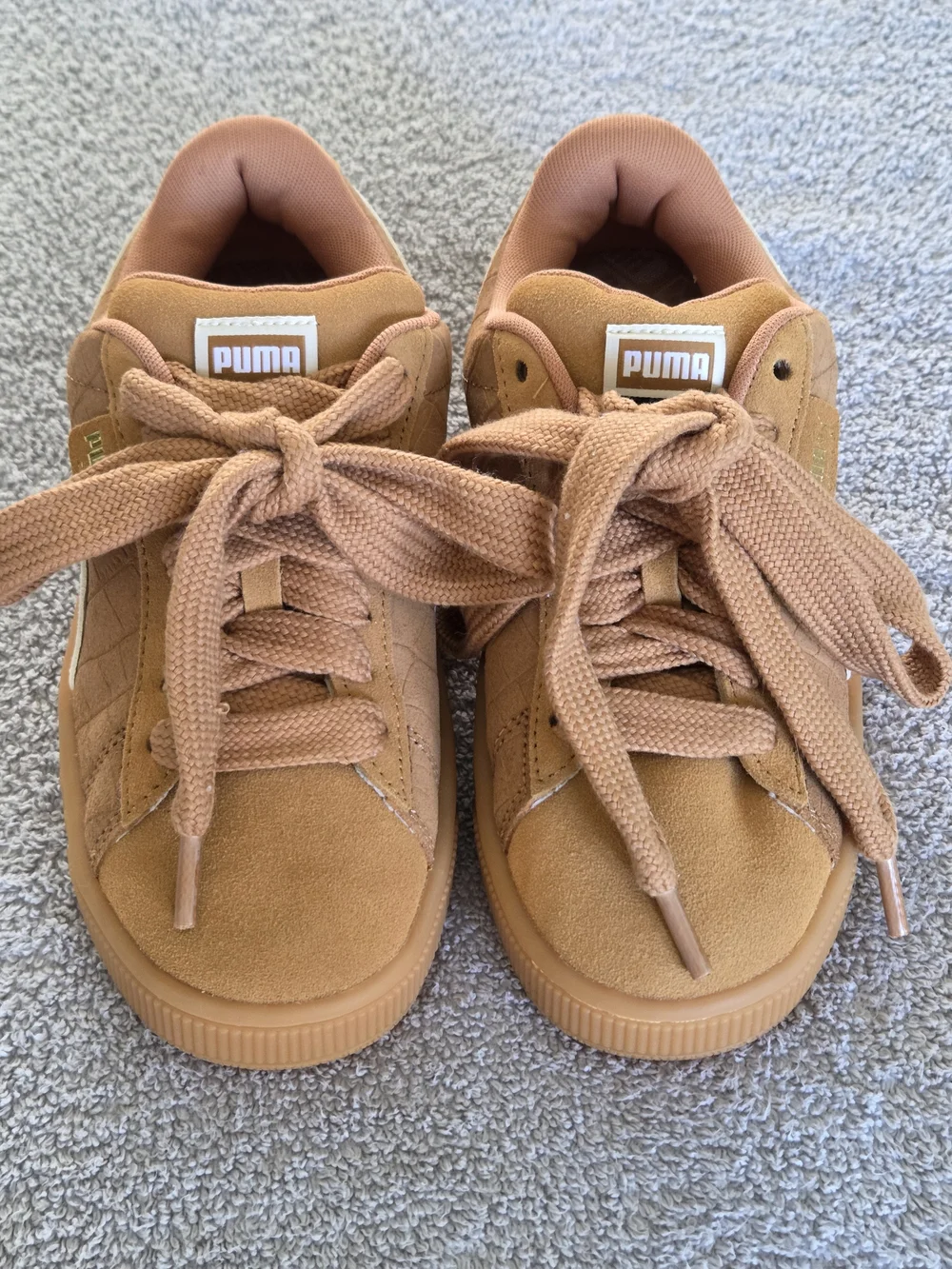 PUMA Woman's Size 6.5 Suede XL  Sneakers in Tan